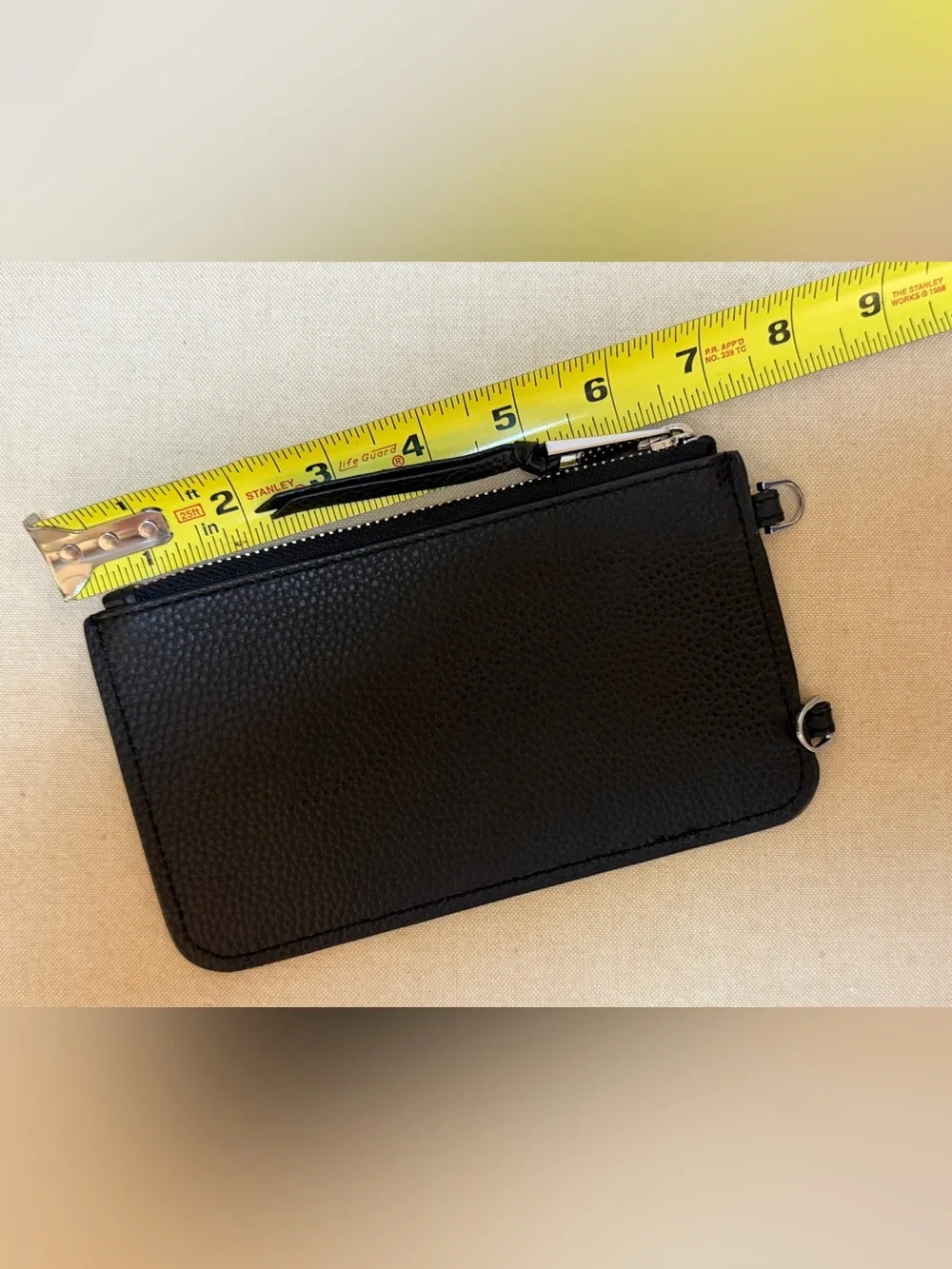 Bandolier compact pebbled